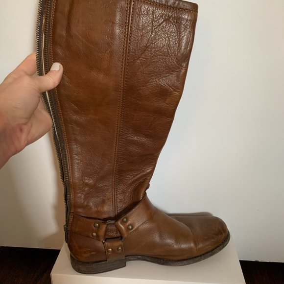 Classic Frye leather boots - great color, perfect for Fall! - Picture 1 of 7